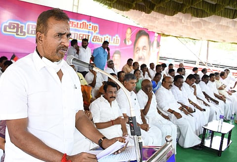 படம்: ஜெ.மனோகரன்