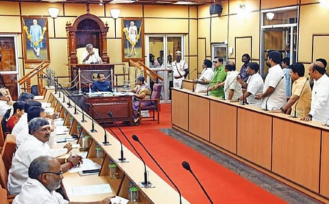 படங்கள்: எம்.சாம்ராஜ்