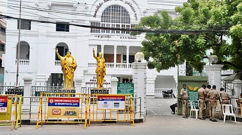 பாஜக குறித்து பொதுவெளியில் கருத்து தெரிவிக்க கூடாது: அதிமுக நிர்வாகிகளுக்கு கட்சி தலைமை அறிவுறுத்தல்