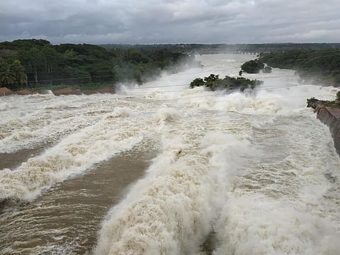 காவிரி மேலாண்மை ஆணைய உத்தரவுக்கு தடை விதிக்க கோரி உச்ச நீதிமன்றத்தில் கர்நாடகா மனு
