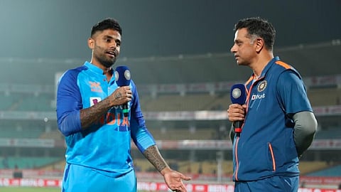 சூர்யகுமார் யாதவ் மற்றும் ராகுல் திராவிட்