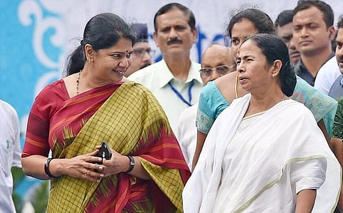 அக்.14-ம் தேதி கருணாநிதி நூற்றாண்டு விழா: சோனியா, மம்தாவுக்கு அழைப்பு