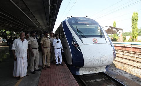 நெல்லை - சென்னை ‘வந்தே பாரத்’ ரயில்: கோவில்பட்டியில் நிற்க வைகோ வலியுறுத்தல்