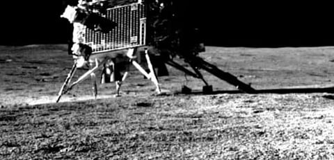 சந்திரயான்-3 விண்கலத்தின் லேண்டருடன் தொடர்பு ஏற்படுத்த இஸ்ரோ தொடர் முயற்சி