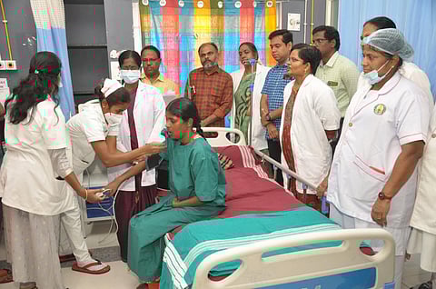 இதயம் செயலிழப்பு, 35 நாட்கள் செயற்கை சுவாசம்... - கர்ப்பிணியின் உயிர் காத்த கிருஷ்ணகிரி அரசு மருத்துவர்கள்