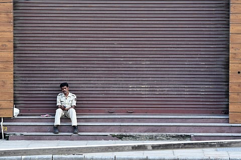 காவிரியில் நீர் திறப்பை கண்டித்து கர்நாடகாவில் நாளை முழு அடைப்பு