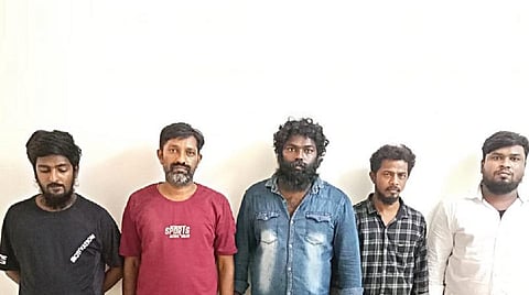 சரவணன் கொலை தொடர்பாக நீதிமன்றத்தில் சரணடைந்தவர்கள்