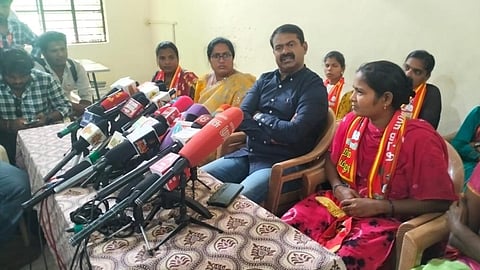 “எங்களுக்கு நாங்களே போட்டி; வேறு யாரும் போட்டியில்லை” - சீமான்