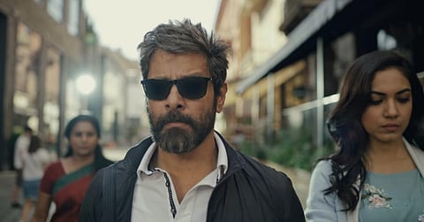 ‘ரிச்’ ஆன மேக்கிங்.. “பேஸ்மென்ட் டீம்” - விக்ரமின் ‘துருவ நட்சத்திரம்’ ட்ரெய்லர் எப்படி?