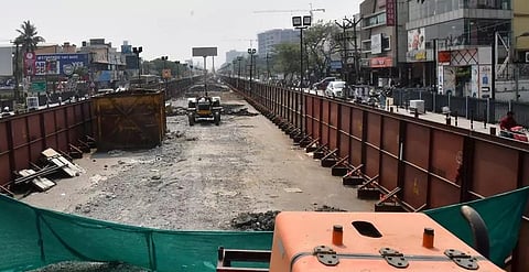 சாலை சேதம் அடைந்தால் உடனடியாக சீரமைக்கப்படும்: சென்னை மெட்ரோ ரயில் நிர்வாகம் தகவல்