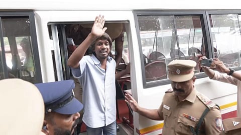 கருக்கா வினோத்துக்கு 3 நாள் போலீஸ் காவல் - ‘ஆளுநரை மாத்தணும்’ என முழங்கியதால் பரபரப்பு