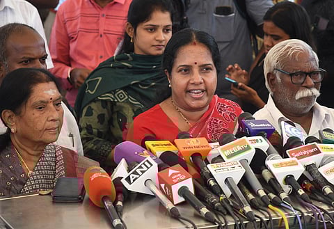 “பாஜக, ஆளுநரை சுற்றியே முதல்வரின் கவனம் உள்ளது” - வானதி சீனிவாசன் விமர்சனம்