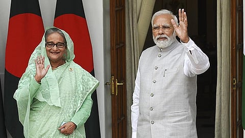 இந்திய நிதியுதவியுடன் இந்தியா - வங்கதேசம் இடையே மேற்கொள்ளப்படும் ரயில் பாதை மற்றும் மின் நிலைய திட்டங்களை பிரதமர்  நரேந்திர மோடி, வங்கதேச பிரதமர் ஷேக் ஹசினா ஆகியோர் நேற்று காணொலி மூலம் தொடங்கி வைத்தனர். (படம்: கோப்புப்படம்)