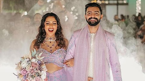 நடிகை அமலா பால் 2-வது திருமணம் கொச்சியில் நடந்தது