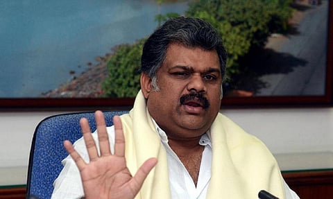 சென்னையில் கட்டிட அனுமதி பெறுவதற்கான கட்டண உயர்வை குறைக்க வேண்டும்: சென்னை மாநகராட்சிக்கு ஜி.கே.வாசன் கோரிக்கை