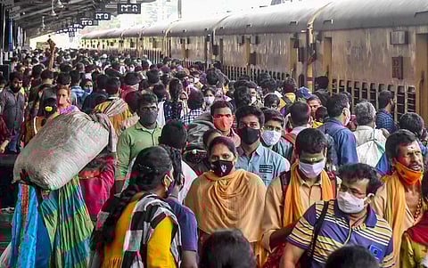 தீபாவளி பண்டிகையை முன்னிட்டு சென்னை எழும்பூர் - தூத்துக்குடி இடையே சிறப்பு ரயில் இயக்கப்பட உள்ளது