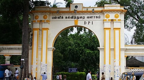 உபரி ஆசிரியர்களுக்கான பணிநிரவல் கலந்தாய்வு: இணையவழியில் டிச.20-ல் நடைபெறுகிறது