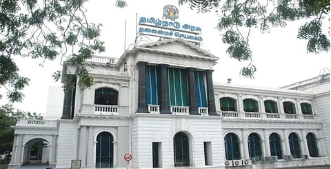 தமிழகத்தில் 6 ஐஏஎஸ் அதிகாரிகள் பணியிட மாற்றம்