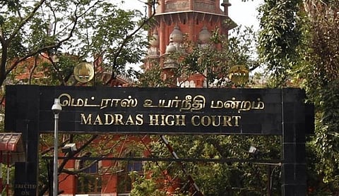 கிறிஸ்துவ இந்திய வாரிசுரிமை சட்டப்படி திருமணமான மகனின் சொத்தில் தாய்க்கு பங்கு இல்லை: சென்னை உயர் நீதிமன்றம் உத்தரவு