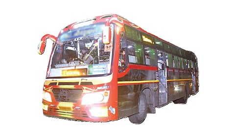 ‘இந்து தமிழ் திசை’ செய்தி எதிரொலி | வேலூர் - ஆற்காடு தனியார் பேருந்துகளில் அரசு நிர்ணயித்த கட்டணம் வசூல்