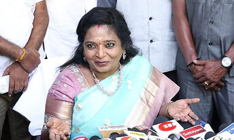 மழைநீர் வடியும் தொலைநோக்கு திட்டமிட வேண்டி தெலங்கானா ஆளுநர் தமிழிசை வெளியிட்ட ‘கவிதை’