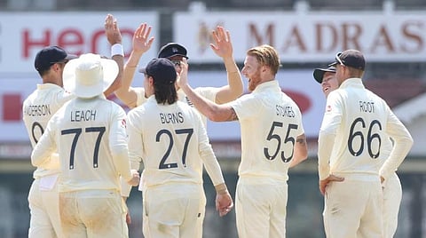 இந்தியாவுக்கு எதிரான டெஸ்ட் தொடர்: இங்கிலாந்து அணியில் 4 சுழற்பந்து வீச்சாளர்கள்