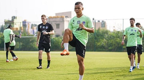 பயிற்சியில் பெங்களூரு வீரர்கள்