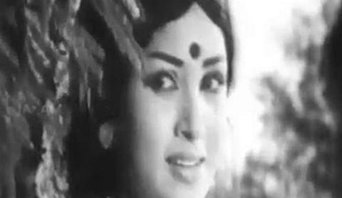 சுமித்ரா அறிமுகமான ‘அவளும் பெண் தானே’