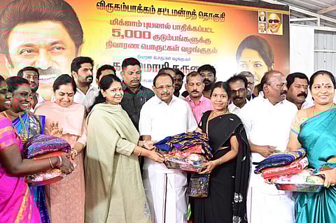 “நாடாளுமன்ற அத்துமீறலுக்கு மத்திய அரசு பொறுப்பேற்க வேண்டும்” - கனிமொழி