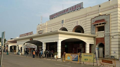 தூய்மையான, ஆரோக்கியமான உணவு வழங்கும் 6 ரயில் நிலையங்களுக்கு ‘ஈட் ரைட்' சான்று