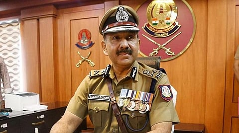 சட்டம் - ஒழுங்கு நிலை குறித்து மாநகர காவல்துறை ஆணையர் அதிகாரிகளுடன் ஆலோசனை