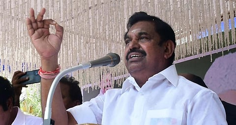 என்னை சந்திக்கும்போது பூங்கொத்துக்குப் பதில் கருத்தாழமிக்க புத்தகம் வழங்குங்கள்: அதிமுகவினருக்கு பழனிசாமி வேண்டுகோள்