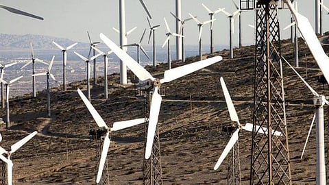 சீசன் முடிந்த பிறகும் காற்றாலை மூலம் மின் உற்பத்தி