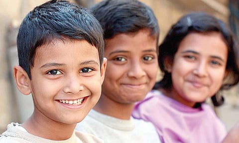 சிரித்து வாழ வேண்டும்...பிறர் சிரிக்க வாழ்ந்திடாதே...