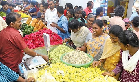 நீலகிரியில் மல்லிகை கிலோ ரூ.3,500-க்கு விற்பனை @ பொங்கல் பண்டிகை