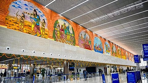 அயோத்தியில் இருந்து பெங்களூரு, கொல்கத்தாவுக்கு விமான சேவை: அமைச்சர் ஜோதிர் ஆதித்ய சிந்தியா தொடங்கி வைத்தார்