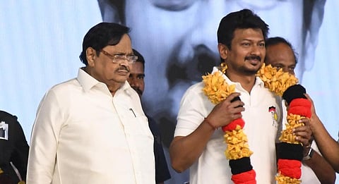 “திமுகவை வழிநடத்திச் செல்லும் ஆற்றல் உதயநிதிக்கு உண்டு” - துரைமுருகன் @ சேலம் மாநாடு