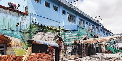 பாரம்பரியம் மாறாமல் புதுப்பொலிவு பெறும் வகையில் உதகை ரயில் நிலைய கட்டுமானப் பணிகள் தொடக்கம்