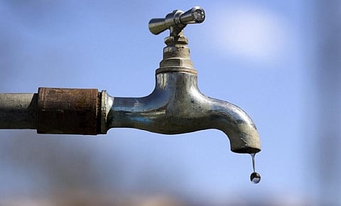 கோவை அரசு மருத்துவக் கல்லூரி விடுதியில் தண்ணீர் பற்றாக்குறையால் முதலாமாண்டு மாணவர்கள் அவதி