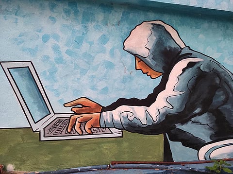 காவல் புலனாய்வு பெயரில் மிரட்டி கோடிக் கணக்கில் பணம் பறிப்பு: குறி வைக்கும் வெளிநாட்டு கும்பல்