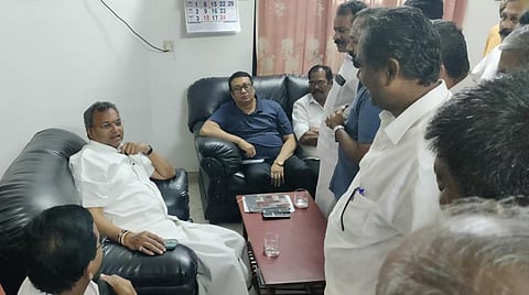 சிவகங்கை தொகுதியில் தேர்தல் பணியை தீவிரப்படுத்திய கார்த்தி சிதம்பரம்