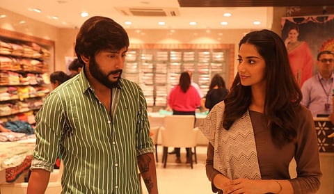 சிங்கப்பூர் சலூன் Review: இலக்கில்லா திரைக்கதையில் ‘நகைச்சுவை’ ஆறுதலா?