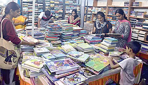 குழந்தைகளை வாசிப்பில் சூரப்புலி ஆக்குவோமா...