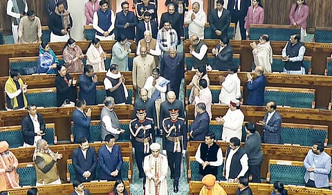 ‘தேர்தல் உரை’ போலவே குடியரசுத் தலைவரின் நாடாளுமன்ற உரை: எதிர்க்கட்சிகள் கடும் விமர்சனம்