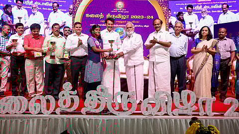 40 லட்சம் மாணவ, மாணவிகள் பங்கேற்ற பள்ளிக்கல்வித் துறையின் கலைத் திருவிழா போட்டிகள்: வெற்றி பெற்ற 1,418 பேருக்கு பரிசுகள்