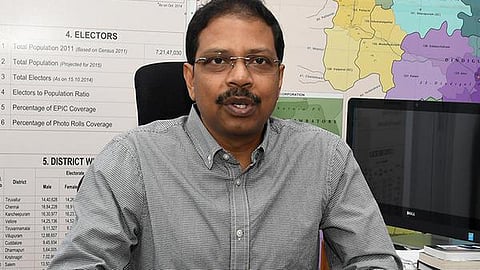 ஒரு மாதத்துக்குள் 18 லட்சம் பேருக்கு புதிய வாக்காளர் அடையாள அட்டை: தமிழக தலைமை தேர்தல் அதிகாரி சத்யபிரத சாஹூ தகவல்