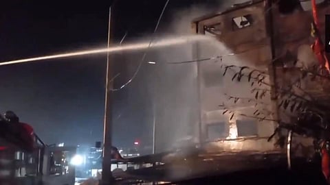 வாசனை திரவிய தொழிற்சாலையில் பயங்கர தீ விபத்து: சுமார் 19 பேர் காயம் @ இமாச்சல்