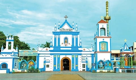 மங்கலம்பேட்டை அருகே கோணாங் குப்பத்தில் உள்ள புனித பெரியநாயகி அன்னை தேவாலயம்.