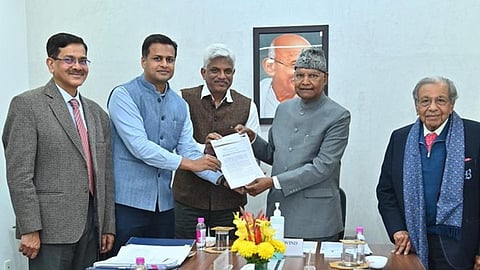 ராம்நாத்தை சந்தித்து ஒரே நாடு, ஒரே தேர்தல் திட்டத்துக்கு ஆம் ஆத்மி எதிர்ப்பு