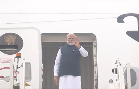 ஐக்கிய அரபு அமீரகத்துக்குப் புறப்பட்ட பிரதமர் நரேந்திர மோடி